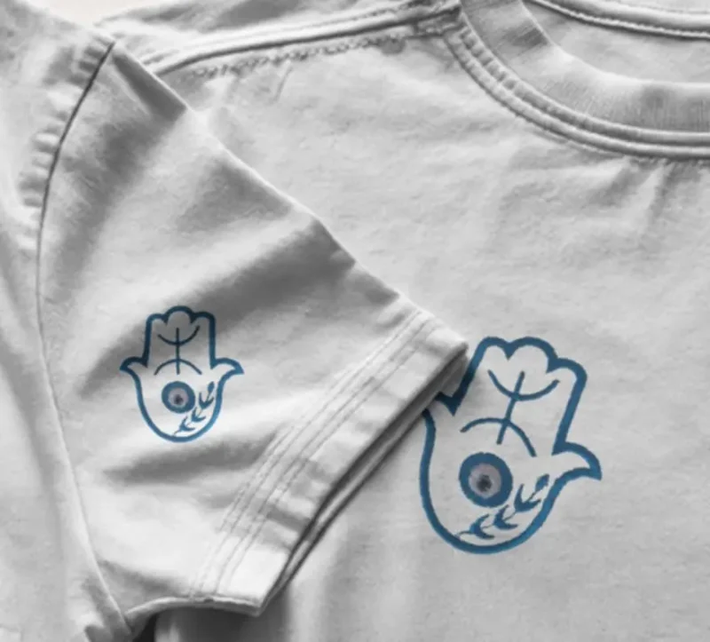 broderie sur la manche