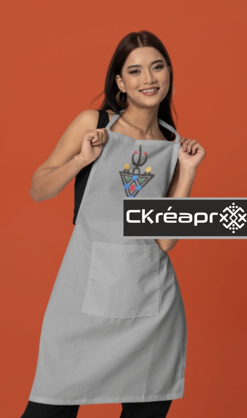 Tablier avec fibule kabyle